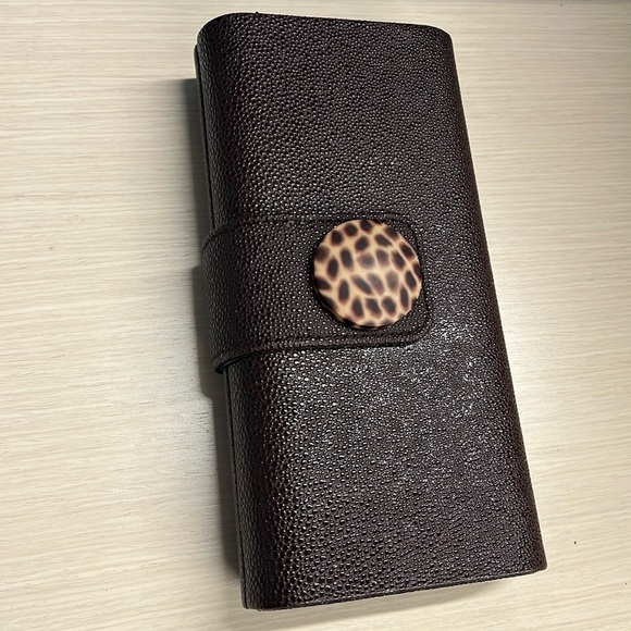 Laura Mercier Brown Pebbled Hardshell Structured Clutch Bag - Picture 4 of 8